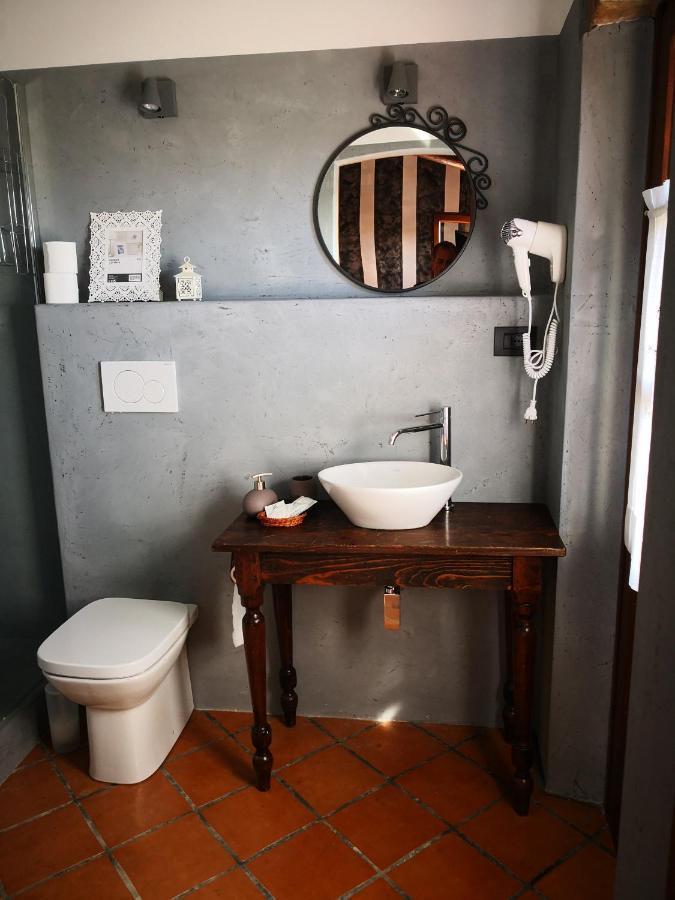 B&B Il Martin Pescatore Bagnolo San Vito Ngoại thất bức ảnh