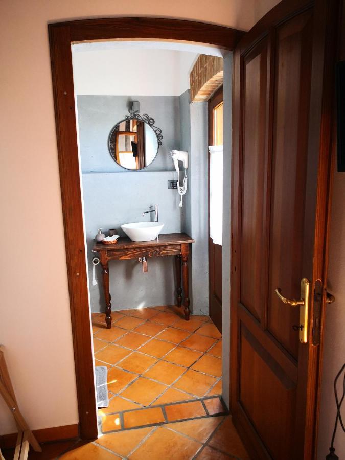 B&B Il Martin Pescatore Bagnolo San Vito Ngoại thất bức ảnh