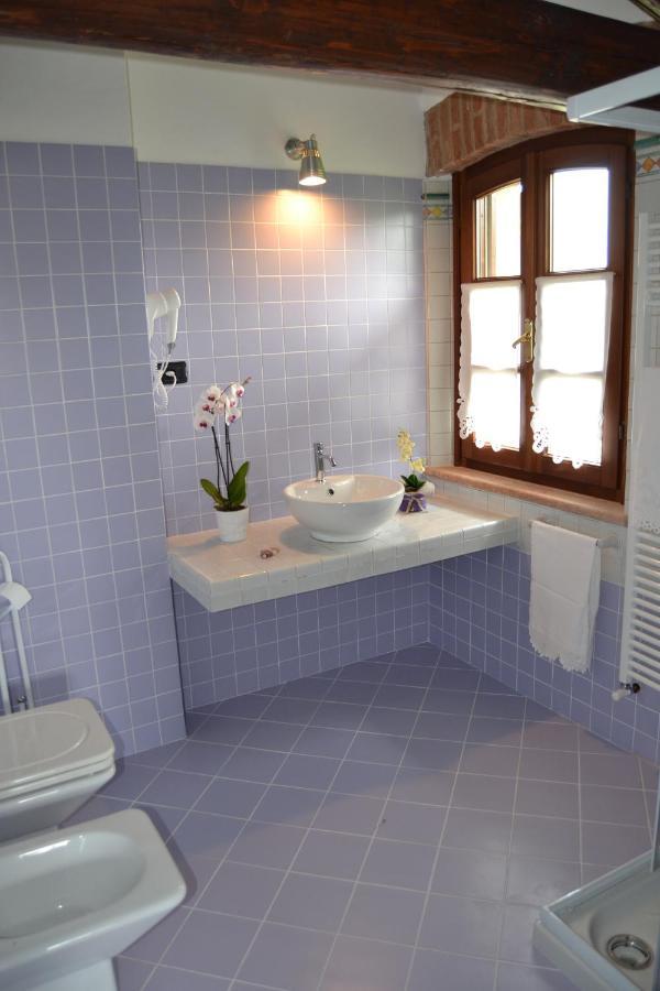 B&B Il Martin Pescatore Bagnolo San Vito Ngoại thất bức ảnh