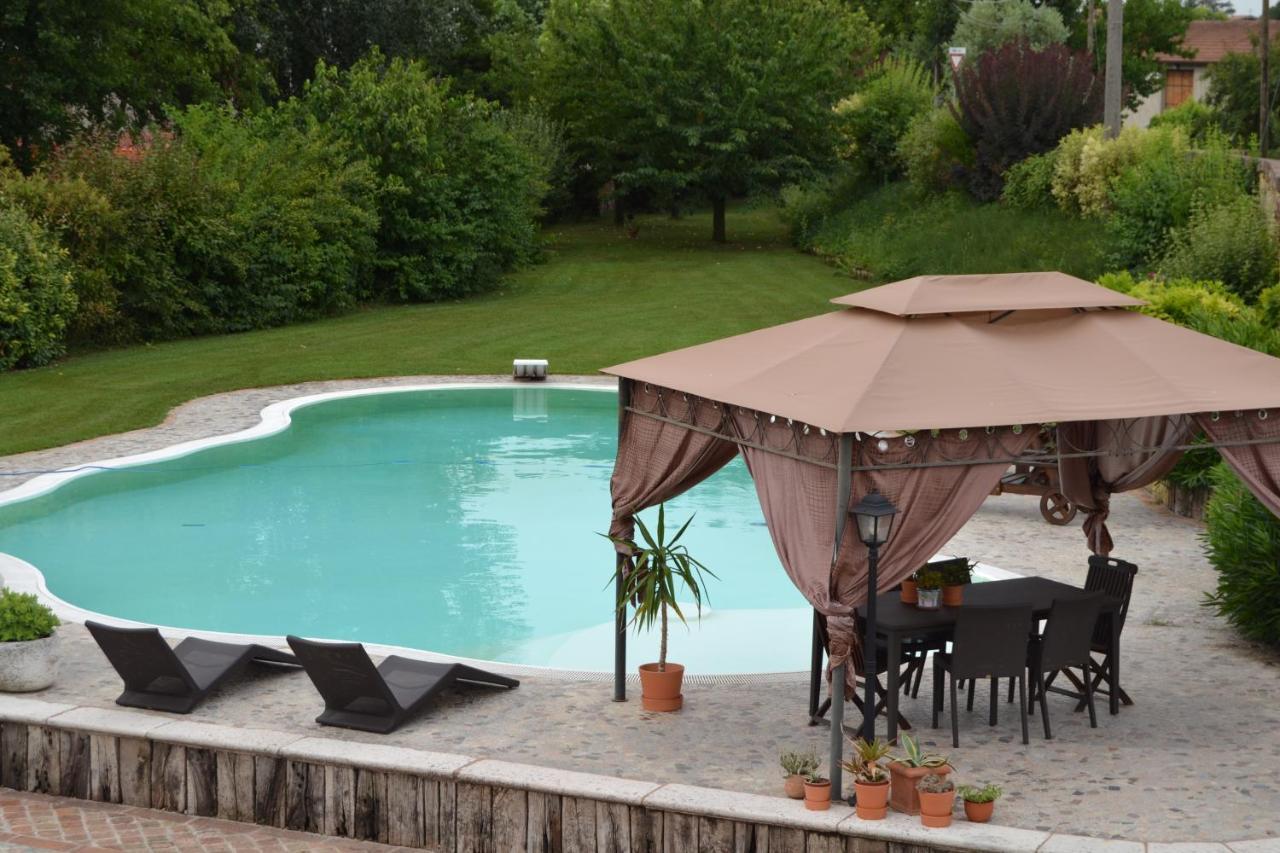 B&B Il Martin Pescatore Bagnolo San Vito Ngoại thất bức ảnh