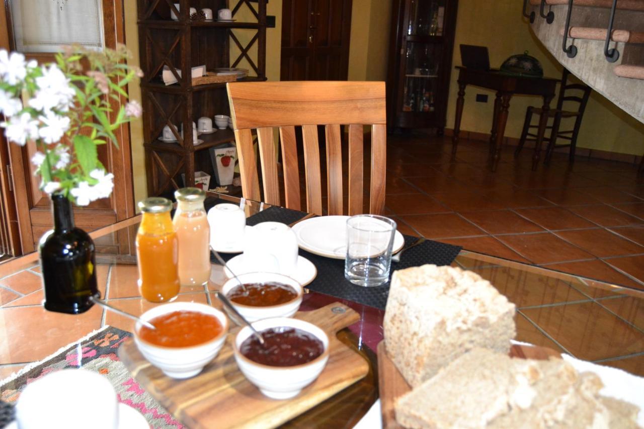 B&B Il Martin Pescatore Bagnolo San Vito Ngoại thất bức ảnh