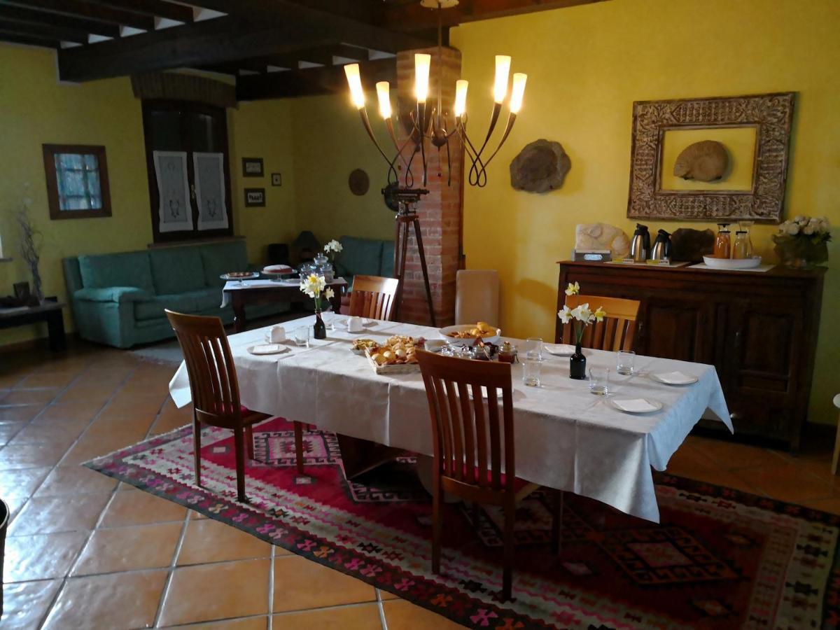 B&B Il Martin Pescatore Bagnolo San Vito Ngoại thất bức ảnh