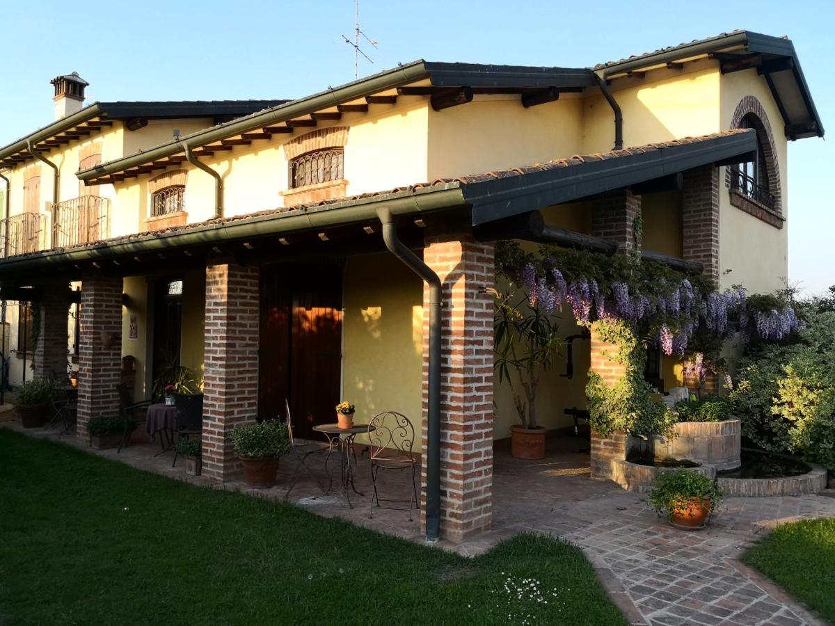 B&B Il Martin Pescatore Bagnolo San Vito Ngoại thất bức ảnh